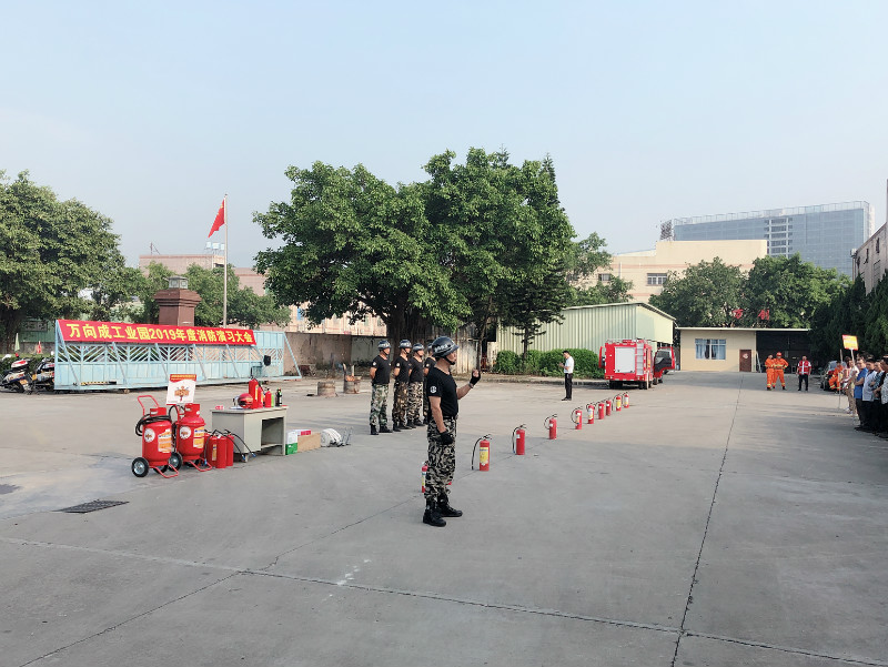 消防演習 (2)